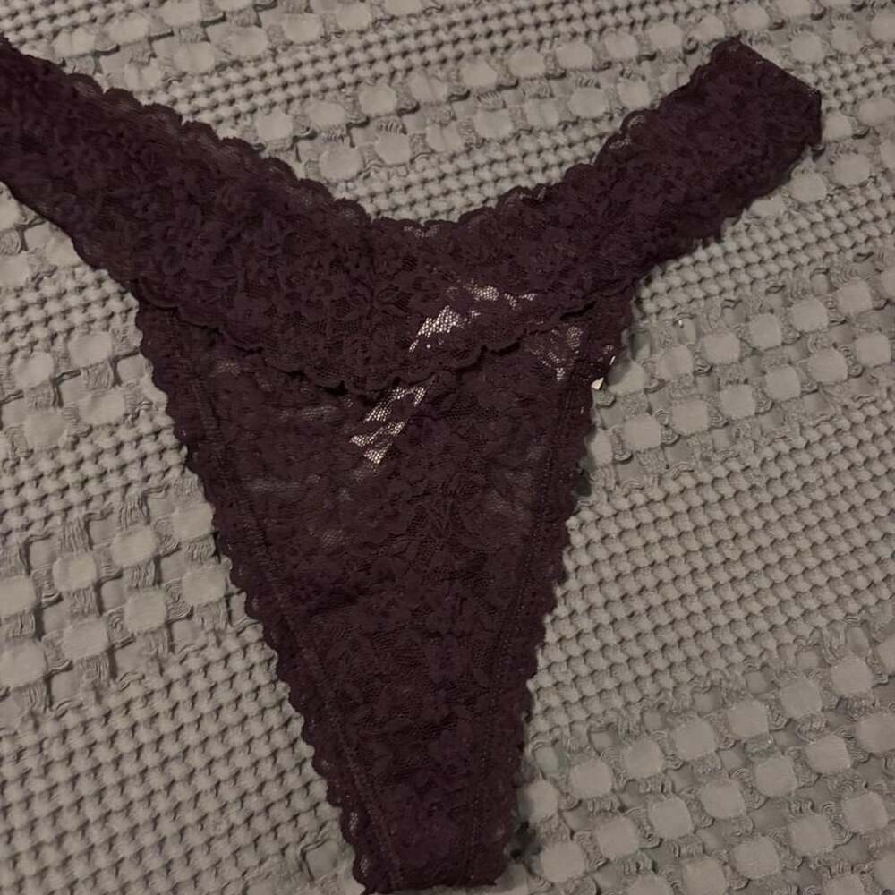 Victoria's Secret Lace Thong Size XL Burgundy